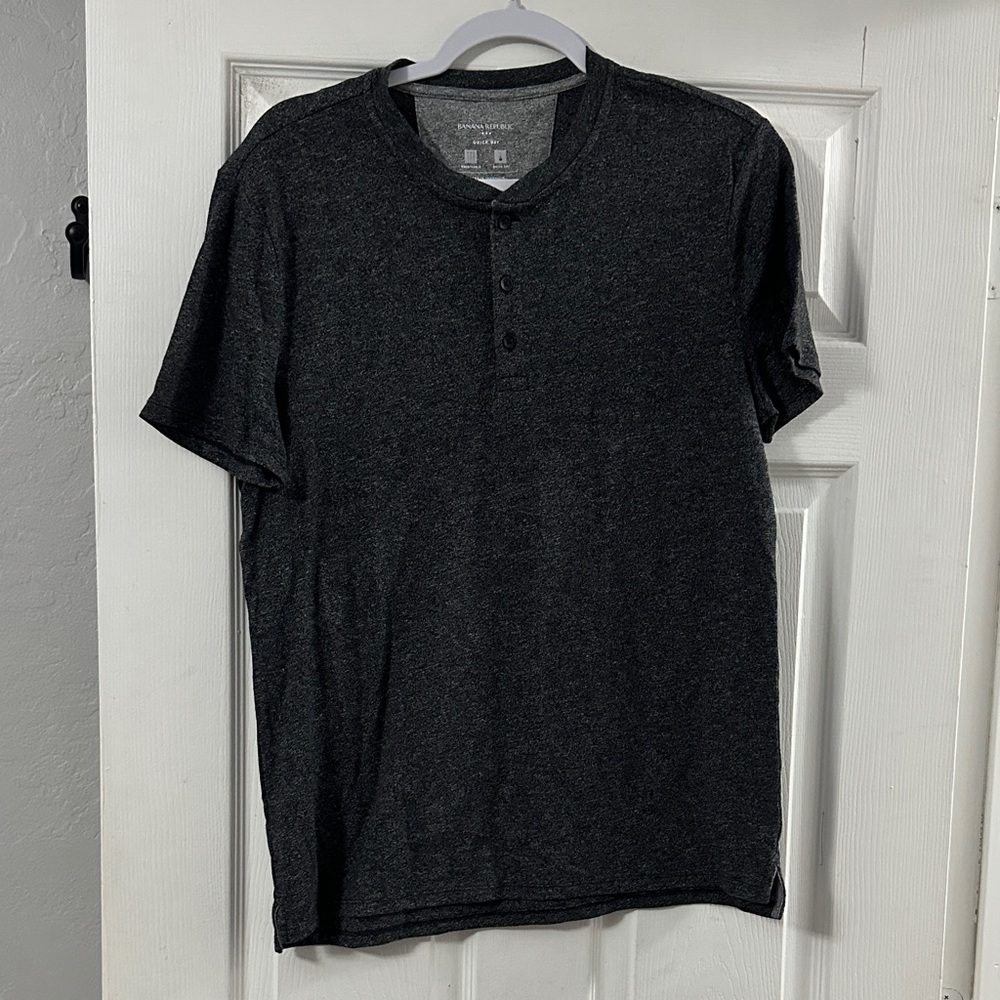 Banana Republic Dark Gray Short Sleeve Henley